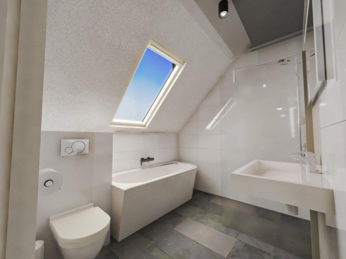 Luxurious With Sauna, In A At 1 2 Km From The Vakantiehuis Nieuwvliet